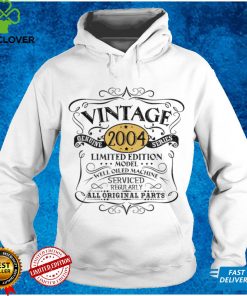 Vintage 2004 18th Birthday Gift Men Women Original Design T Shirt tee