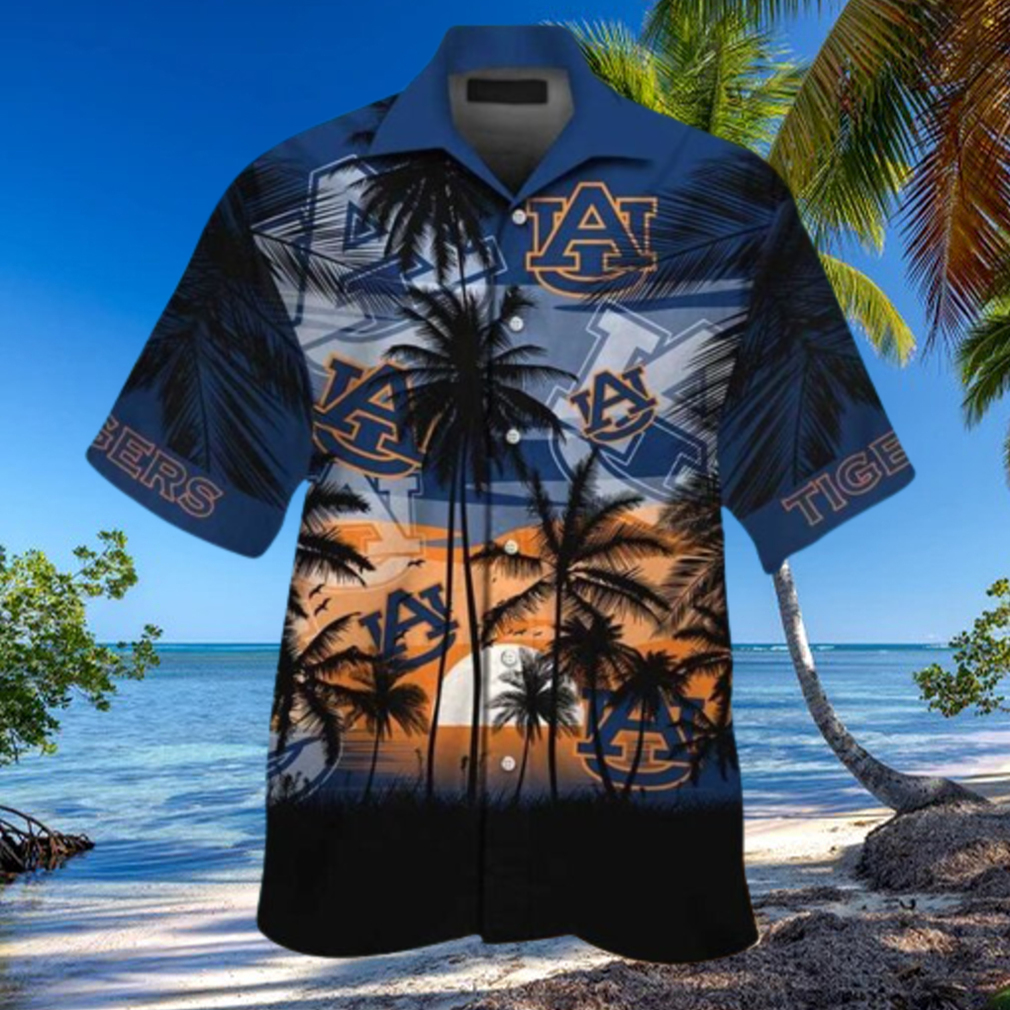 Vintage Aloha NCAA Auburn Tigers Hawaiian Shirt Trendy Summer Gift Vintage Aloha NCAA Auburn Tigers Hawaiian Shirt Trendy Summer Gift