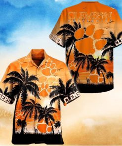 Vintage Aloha NCAA Clemson Tigers Hawaiian Shirt Palm Tree Best Beach Gift