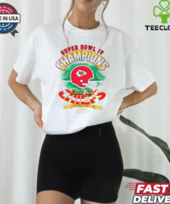 Vintage Kansas City Chiefs Super Bowl IV Champions Shirt featuring a timeless design that honors the Chiefs’ historic victory in Super Bowl IV. Show your pride for the team’s legendary achievement with this retro, commemorative apparel.