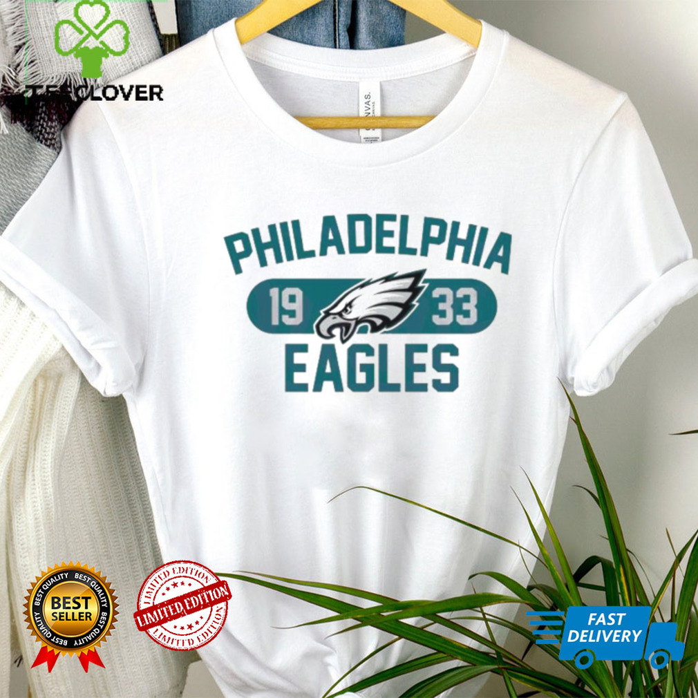 Vintage Philadelphia Eagles 1933 Logo Team Shirt