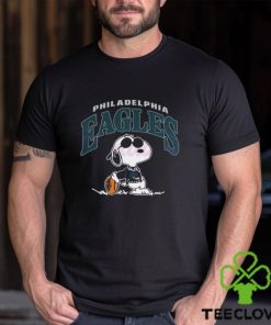 Vintage Snoopy Football Philadelphia Eagles Nfl 2023 T shirt