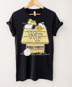 Wake Forest Demon Deacons Snoopy And Woodstock The Peanuts Baseball shirt