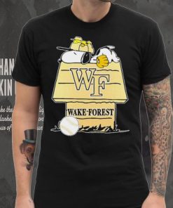 Wake Forest Demon Deacons Snoopy And Woodstock The Peanuts Baseball shirt