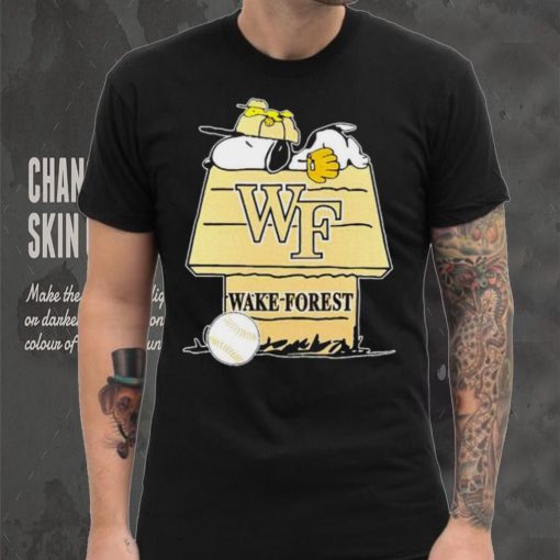 Wake Forest Demon Deacons Snoopy And Woodstock The Peanuts Baseball shirt