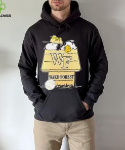 Wake Forest Demon Deacons Snoopy And Woodstock The Peanuts Baseball shirt