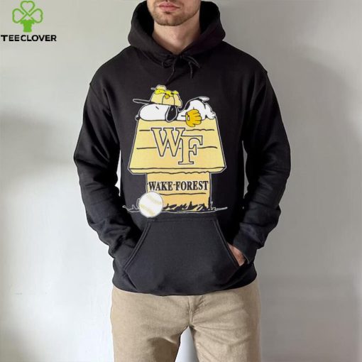 Wake Forest Demon Deacons Snoopy And Woodstock The Peanuts Baseball shirt