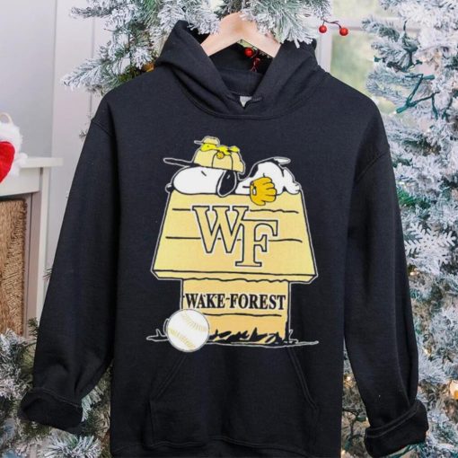 Wake Forest Demon Deacons Snoopy And Woodstock The Peanuts Baseball shirt