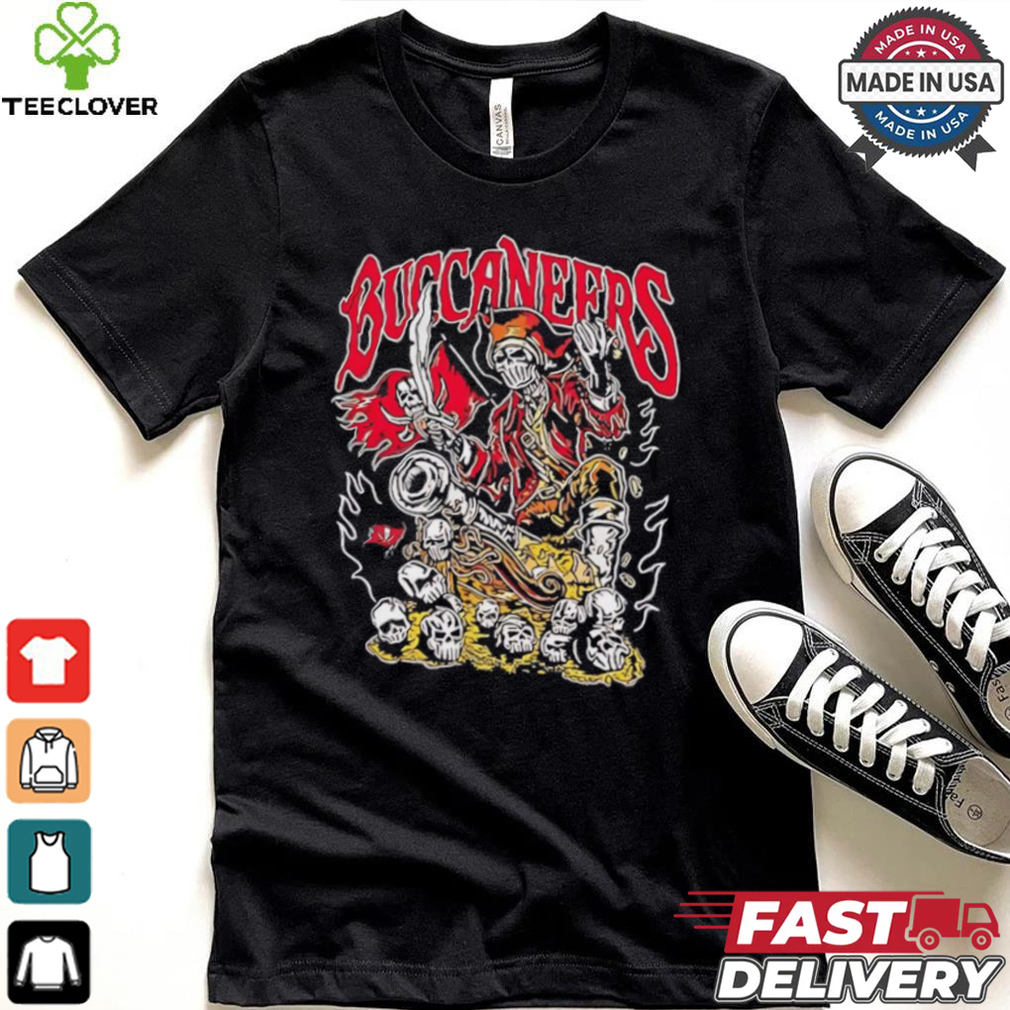 Warren Lotas X Tampa Bay Buccaneers shirt Warren Lotas X Tampa Bay Buccaneers shirt
