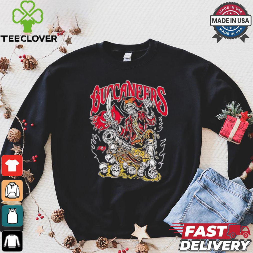 Warren Lotas X Tampa Bay Buccaneers shirt Warren Lotas X Tampa Bay Buccaneers shirt