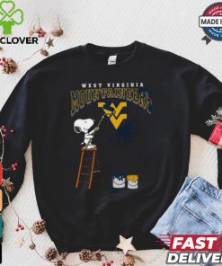 West Virginia Mountaineers Snoopy Painting Shirt