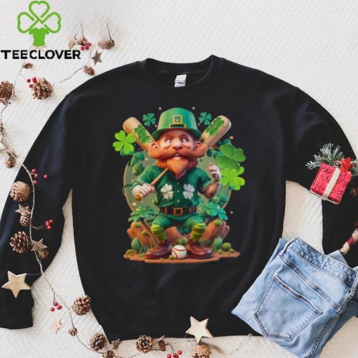 Whimsical Leprechaun Baseball Player St Patrick’s Day Special Essential T shirt