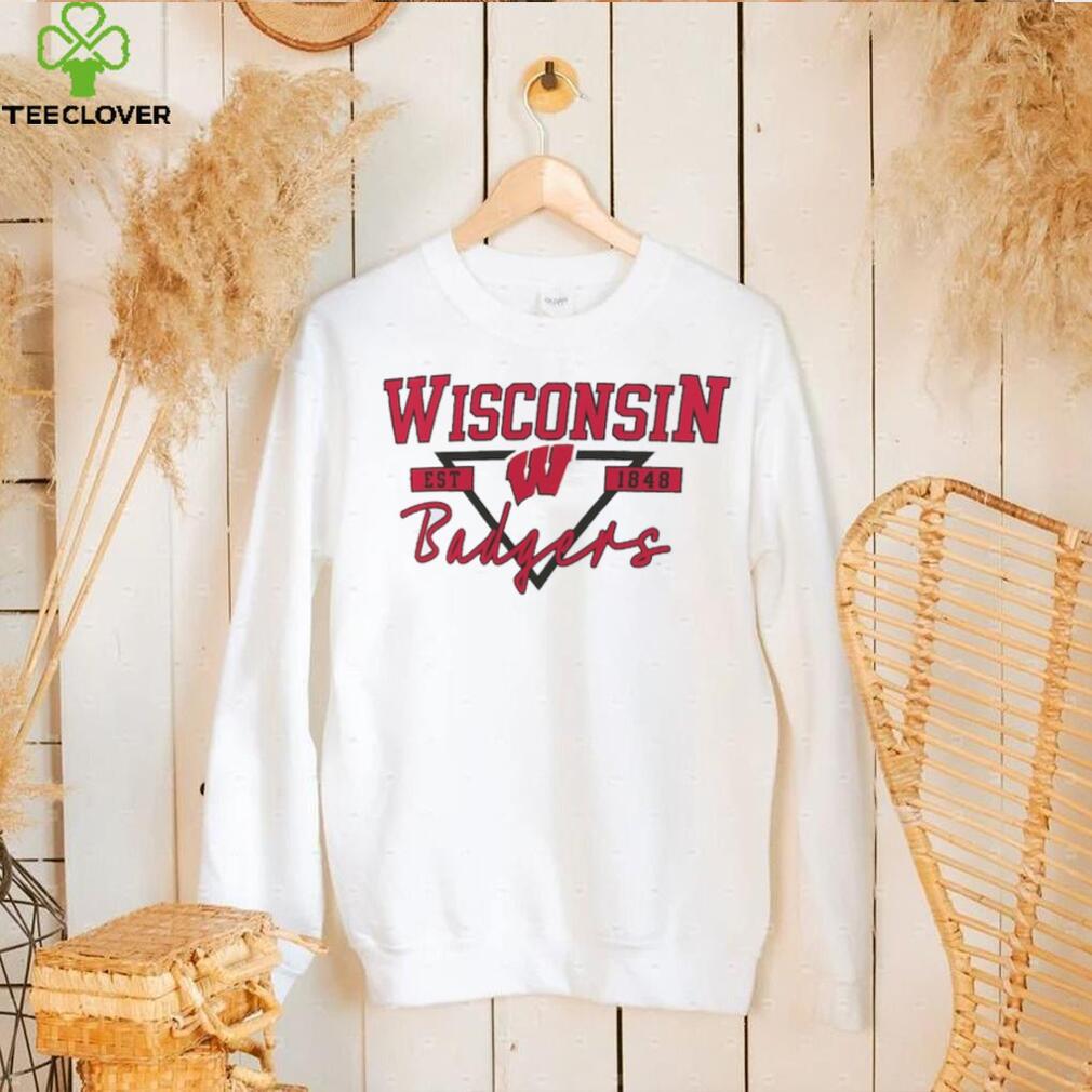 Wisconsin Badgers Fanatics Branded Women’s Triangle Origin T Shirt Wisconsin Badgers Fanatics Branded Women’s Triangle Origin T Shirt