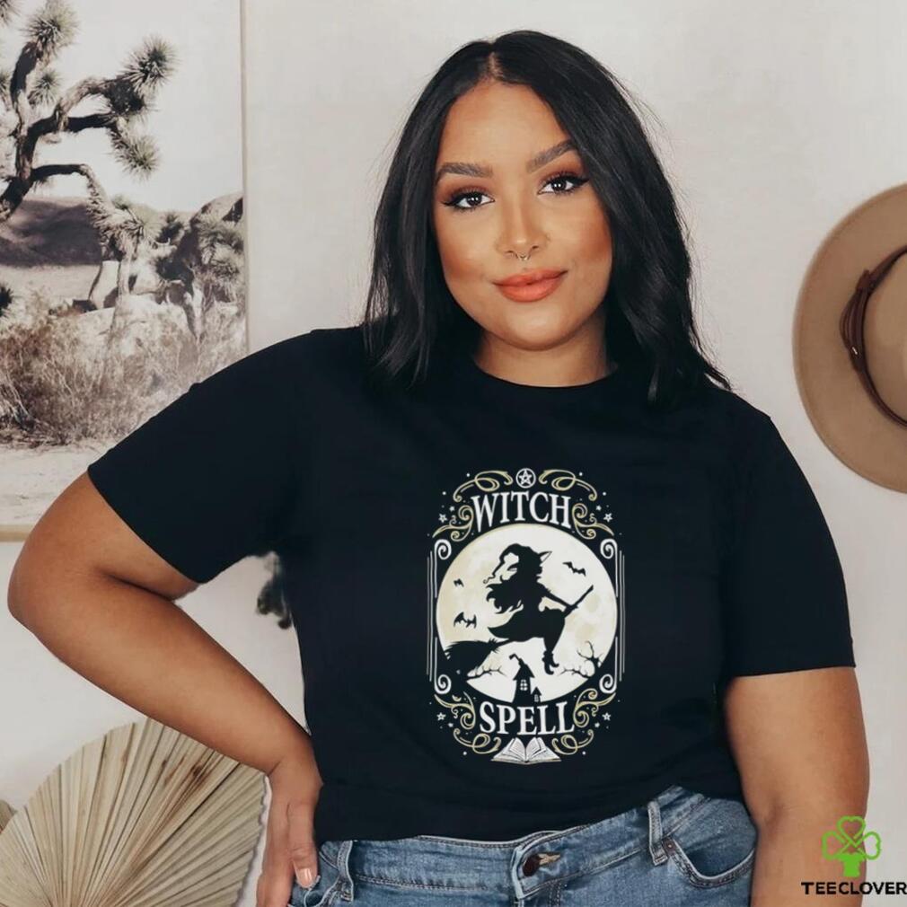 Witch Spell in the moon Halloween shirt Witch Spell in the moon Halloween shirt