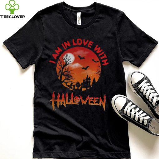 I am in love with halloween 2022 hoodie, sweater, longsleeve, shirt v-neck, t-shirt
