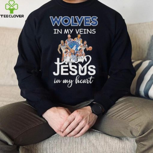 Wolves in my veins Jesus in my heart signatures hoodie, sweater, longsleeve, shirt v-neck, t-shirt