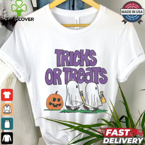 Women_s Peanuts Tricks Or Treats shirt