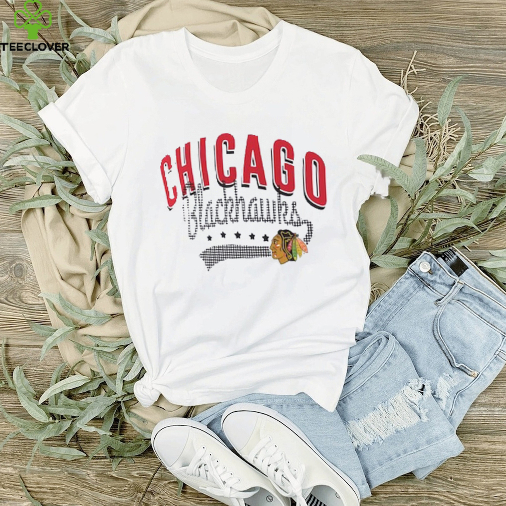 Women’s Chicago Blackhawks G III 4Her by Carl Banks White Filigree Logo V Neck T Shirt Women’s Chicago Blackhawks G III 4Her by Carl Banks White Filigree Logo V Neck T Shirt