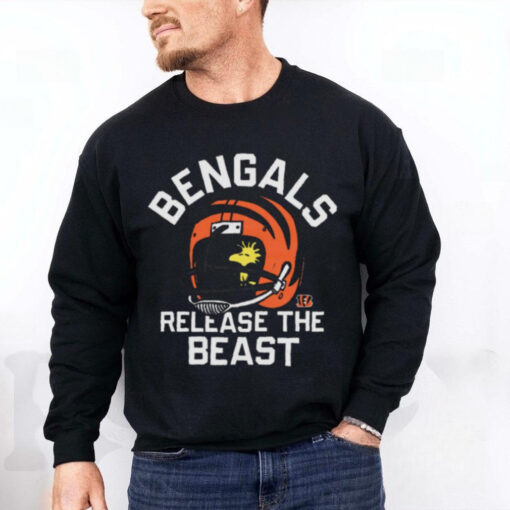 Woodstock Peanuts x Cincinnati Bengals Release The Beast t hoodie, sweater, longsleeve, shirt v-neck, t-shirt