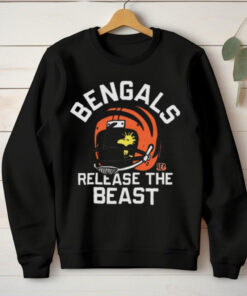 Woodstock Peanuts x Cincinnati Bengals Release The Beast t hoodie, sweater, longsleeve, shirt v-neck, t-shirt