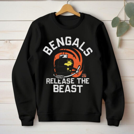 Woodstock Peanuts x Cincinnati Bengals Release The Beast t hoodie, sweater, longsleeve, shirt v-neck, t-shirt