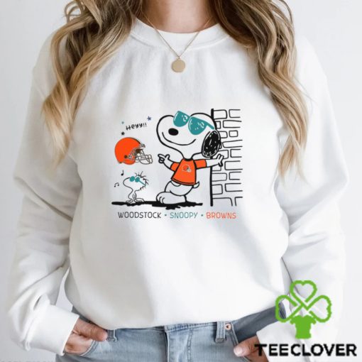 Woodstock Snoopy Browns hoodie, sweater, longsleeve, shirt v-neck, t-shirt,sweater