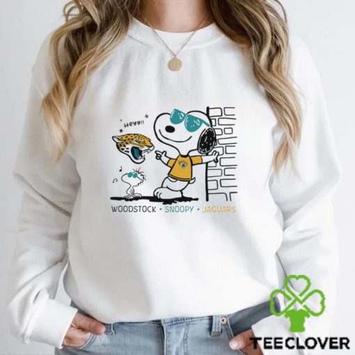 Woodstock Snoopy Jaguars hoodie, sweater, longsleeve, shirt v-neck, t-shirt,sweater