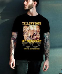 Yellowstone 05th Anniversary 2018 2023 thank you for the memories signatures t shirt 2 Yellowstone 05th Anniversary 2018 2023 thank you for the memories signatures t shirt