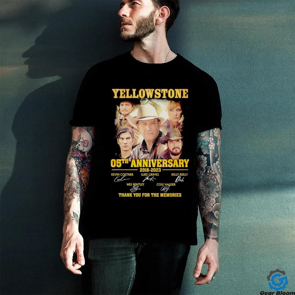 Yellowstone 05th Anniversary 2018 2023 thank you for the memories signatures t shirt Yellowstone 05th Anniversary 2018 2023 thank you for the memories signatures t shirt