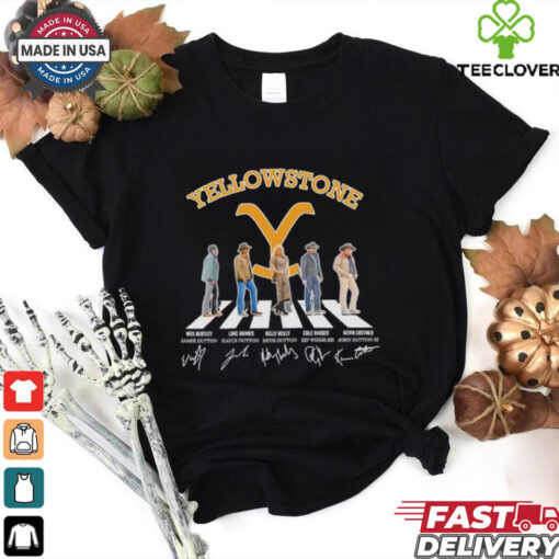 Yellowstone walking road signatures shirt