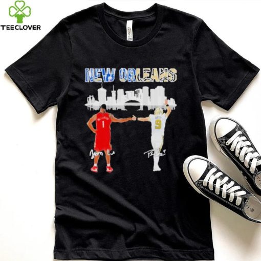 Zion Williamson and Drew Brees New Orleans city skyline with signatures shirt