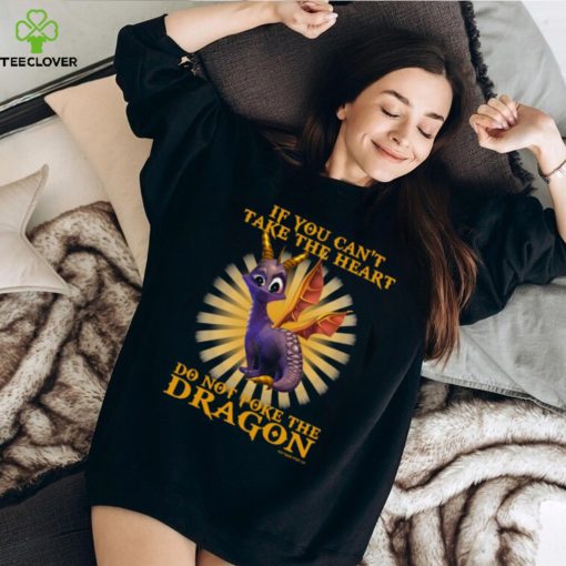 This artistic and dragon lover comic artwork graphic is great for lovers of these mythical, scaled, horned and winged creatures Classic T Shirt