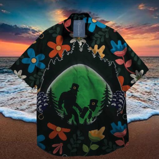 bigfoot alein on st patrick day hawaiian shirt