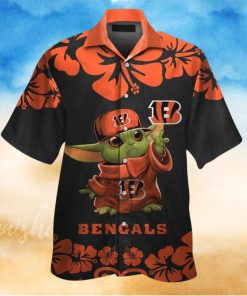 Cincinnati Bengals Baby Yoda Short Sleeve Button Up Tropical Hawaiian Shirt