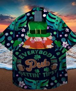 everybody in the beer pub gettins tipsy st patrick day hawaiian shirt