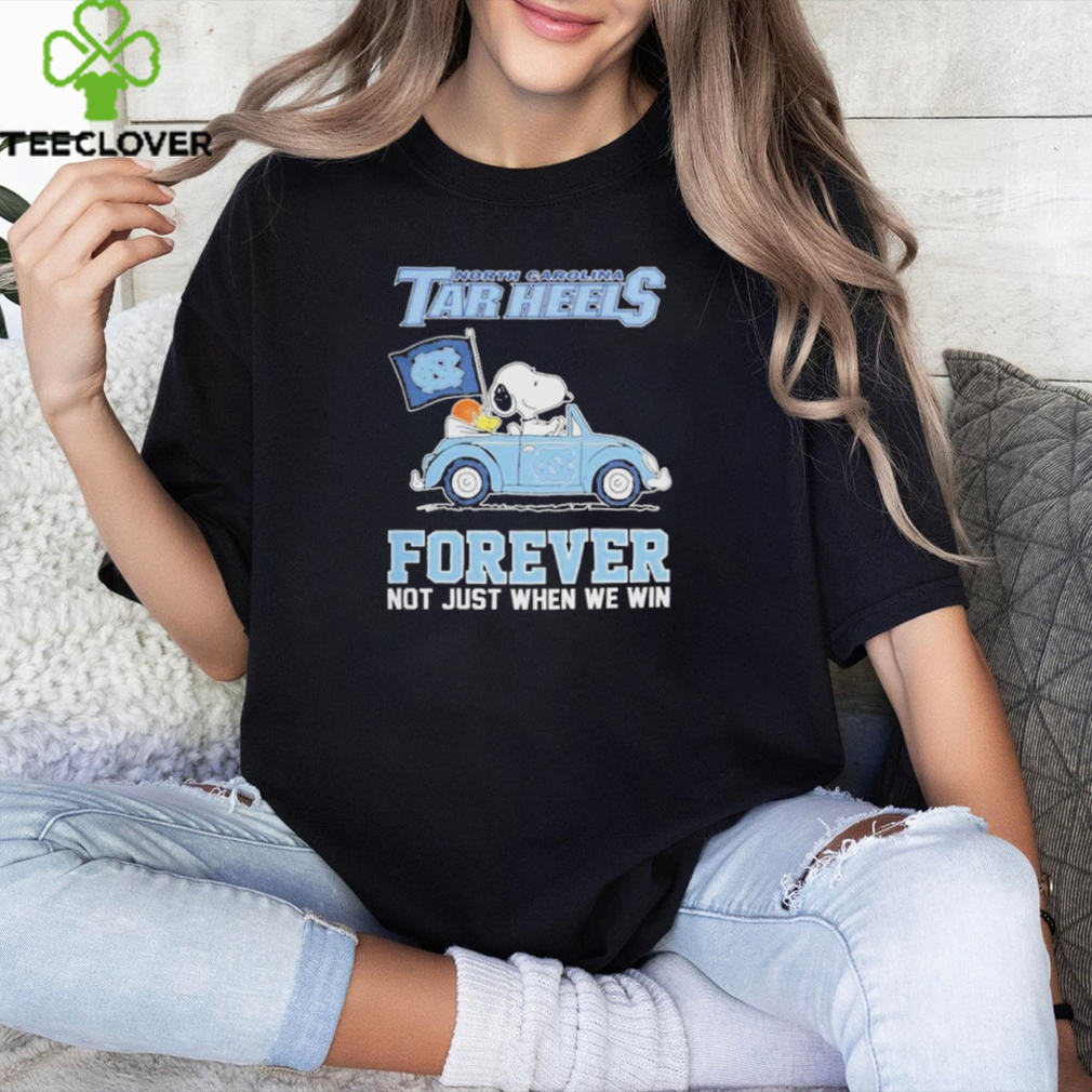 Official North Carolina Tar Heels Snoopy Forever Fan T Shirt Official North Carolina Tar Heels Snoopy Forever Fan T Shirt