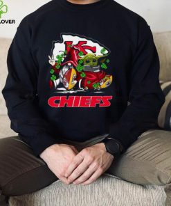 Kansas City Chiefs Christmas T Shirt Baby Yoda St Patrick_s Day Super Bowl LIV Champions T Shirt Xmas Mery Christmas