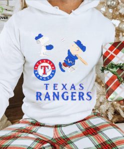 Snoopy and Charlie Brown playing baseball Texas Rangers shirt