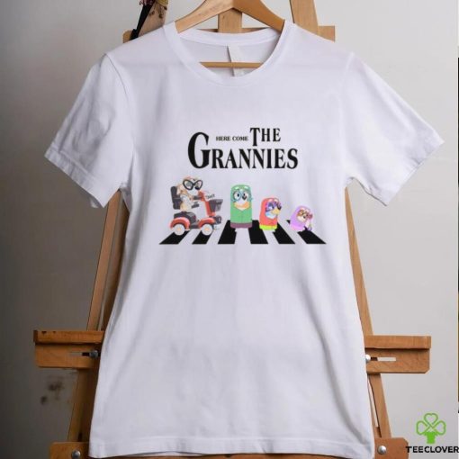 here come grannies hoodie, sweater, longsleeve, shirt v-neck, t-shirt