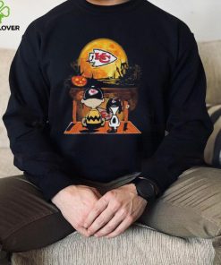 Charlie Brown and Snoopy Kansas City Chief football Halloween Chief T Shirt