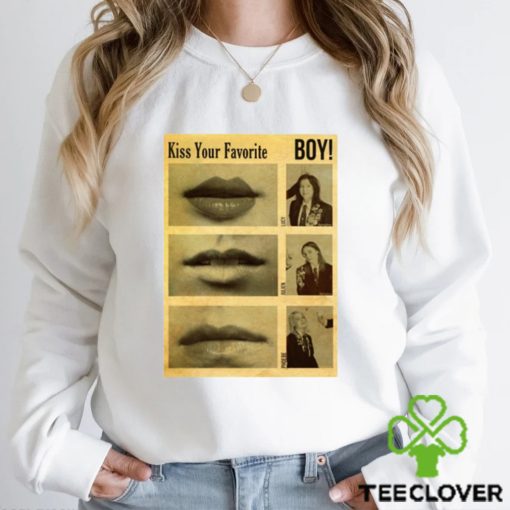 kiss you favorite boy shirt Shirt