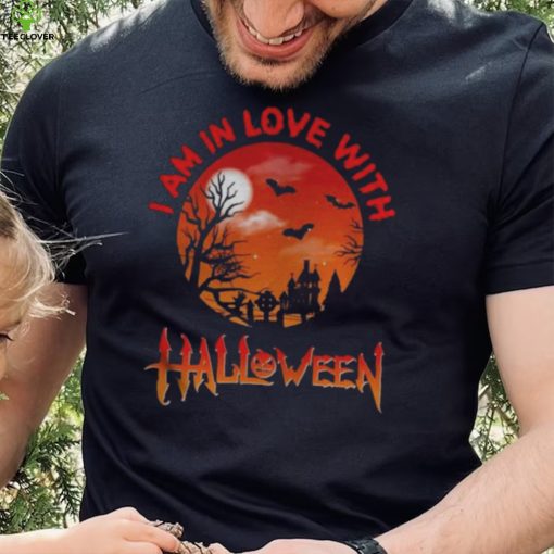 I am in love with halloween 2022 hoodie, sweater, longsleeve, shirt v-neck, t-shirt