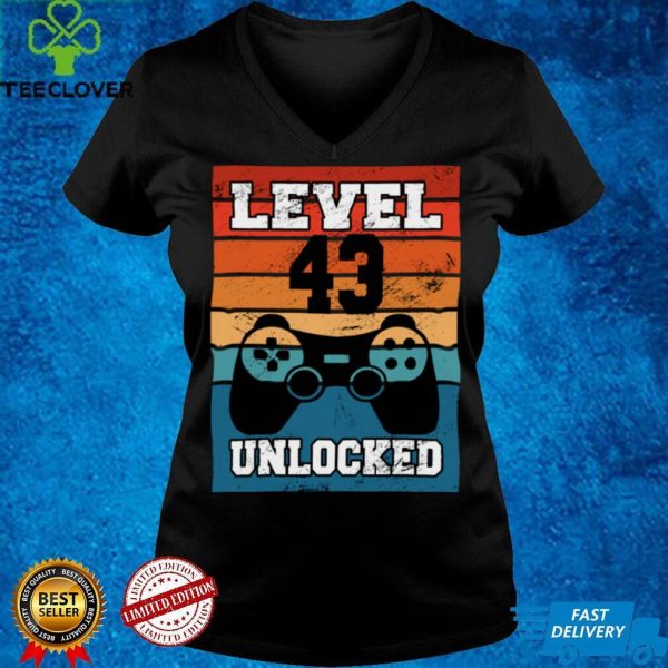 level 43 unlocked 43 Years Old retro 80s 43rd Birthday gamer Long Sleeve T Shirt