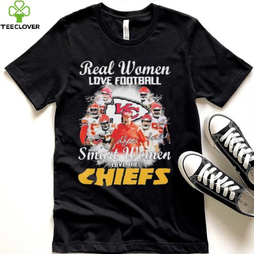 The Kansas City Chiefs T Shirt Real Women Love Football Smart Women Love The Chiefs Signatures