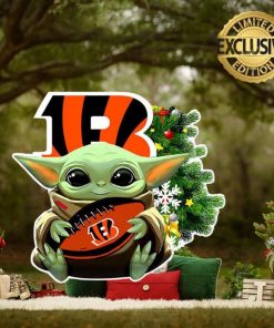 [removal.ai]_204e5e3c f72c 4acb b813 dc93c3161be0 cincinnati bengals baby yoda nfl christmas tree decorations ornament