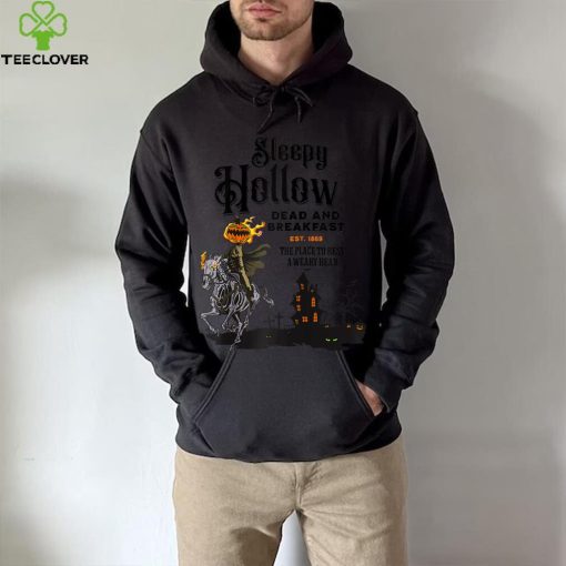 sleepy hollow dead and breakfast Raglan Baseball Tee