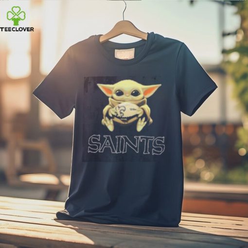 Baby Yoda Hug New Orleans Saints Star War Shirt
