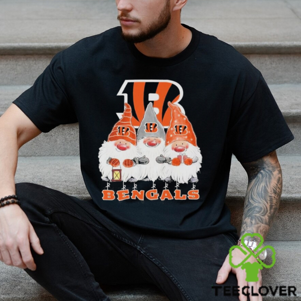 Gnomes Cincinnati Bengals logo merry christmas shirt Gnomes Cincinnati Bengals logo merry christmas shirt
