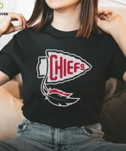 Elevate your Chiefs game day attire with our Chiefs Arrow Shirt